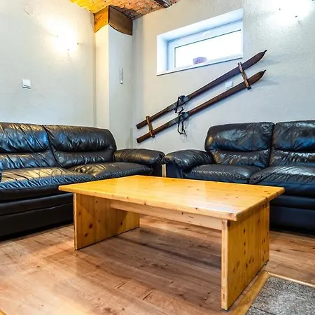 아파트 Kamzik - 2 벨카 롬니차